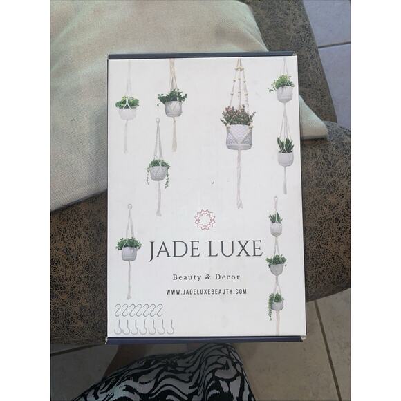 Jade Luxe NIB Macrame Plant hanger 7 PCs bohemian beaded W/Lg Hooks 36-66” Long - Picture 5 of 7